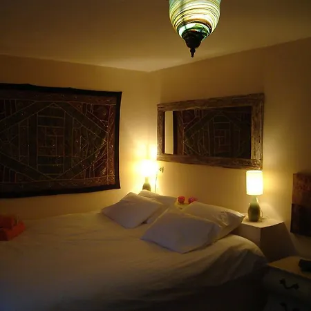 Il Suo Paradiso Dhavgáta